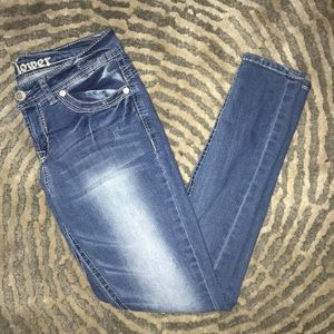 Wallflower Jeans - Normal wash jeggings with fading Wallflower Jeans - Normal wash jeggings with fading